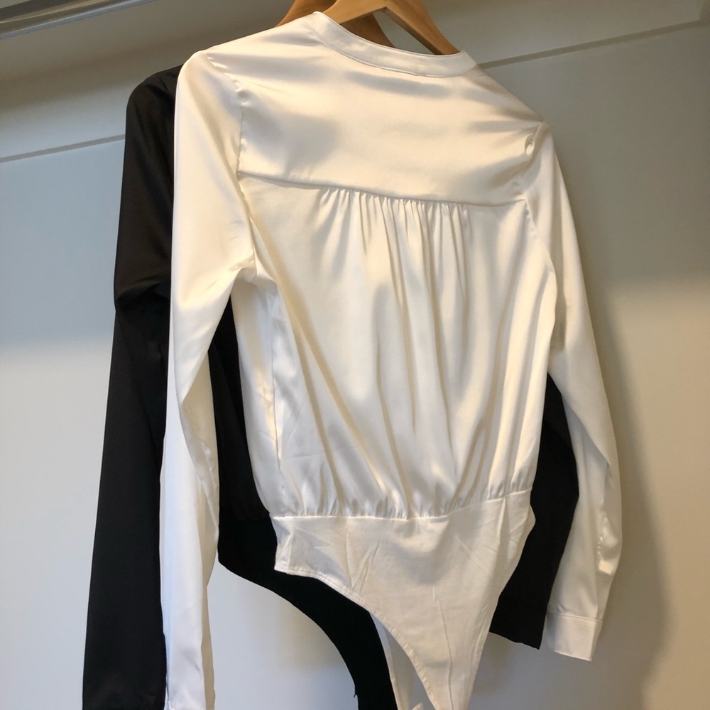 🟡 SALE! NEW YORK White Wrap Bodysuit - Picture 5 of 5